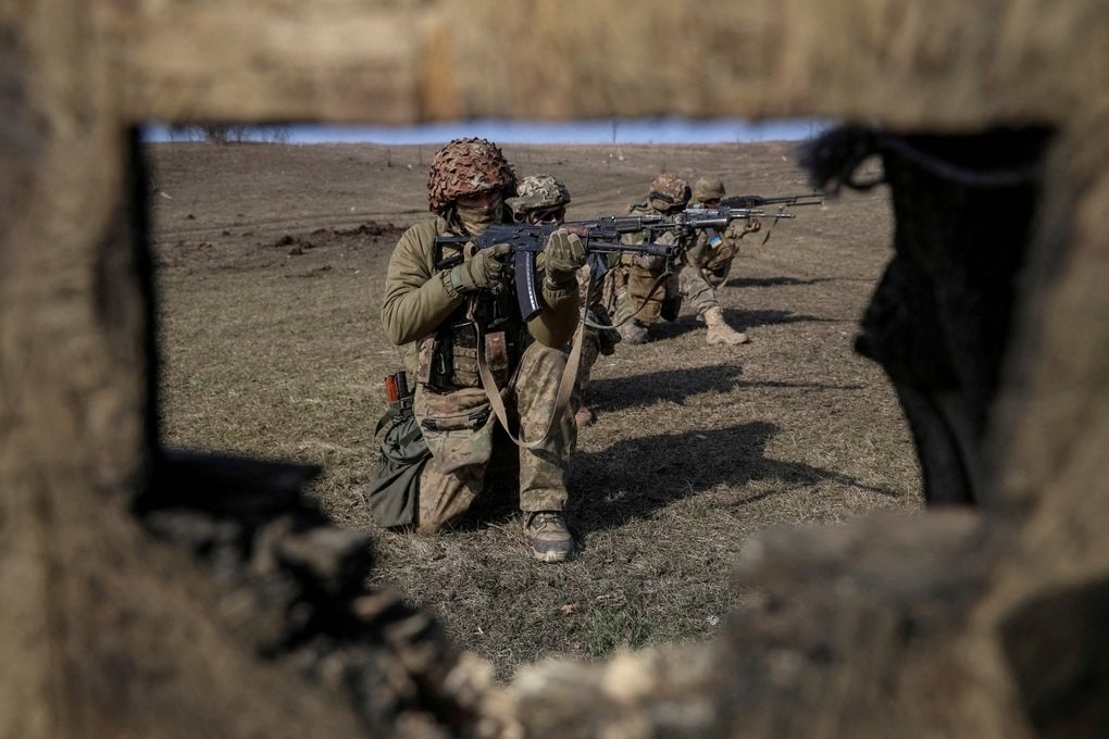 The Eastern Fortress was on the verge of falling, Ukraine strained to hold the line 0