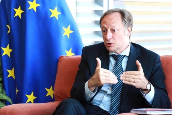 Chief Representative of the European Union: Being an EU ambassador is like playing the organ 0